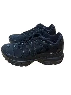 Nike Kids Air Max Plus Sneakers – Black Colorway, Size 1 1